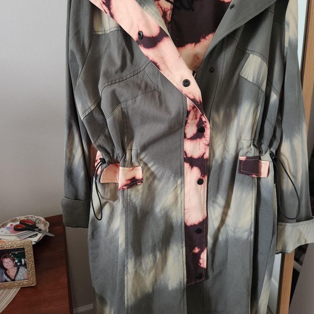Jacket - Picture 6 of 6
